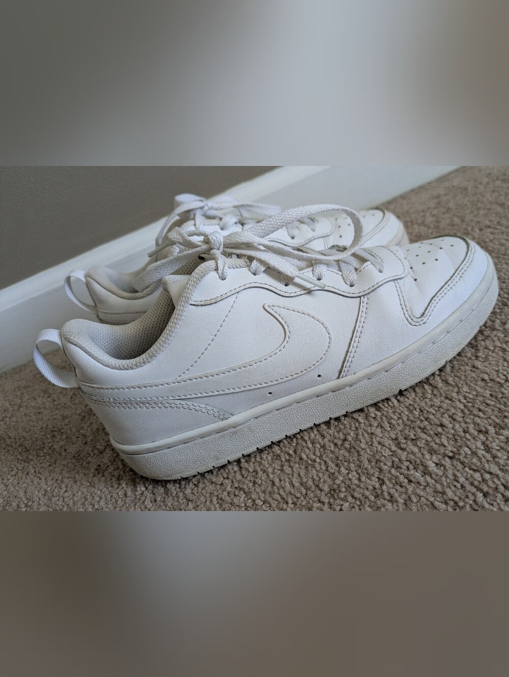 Nike Court Borough Low 2 White Lace Up Shoes BQ5448-100 Big Kids 5Y